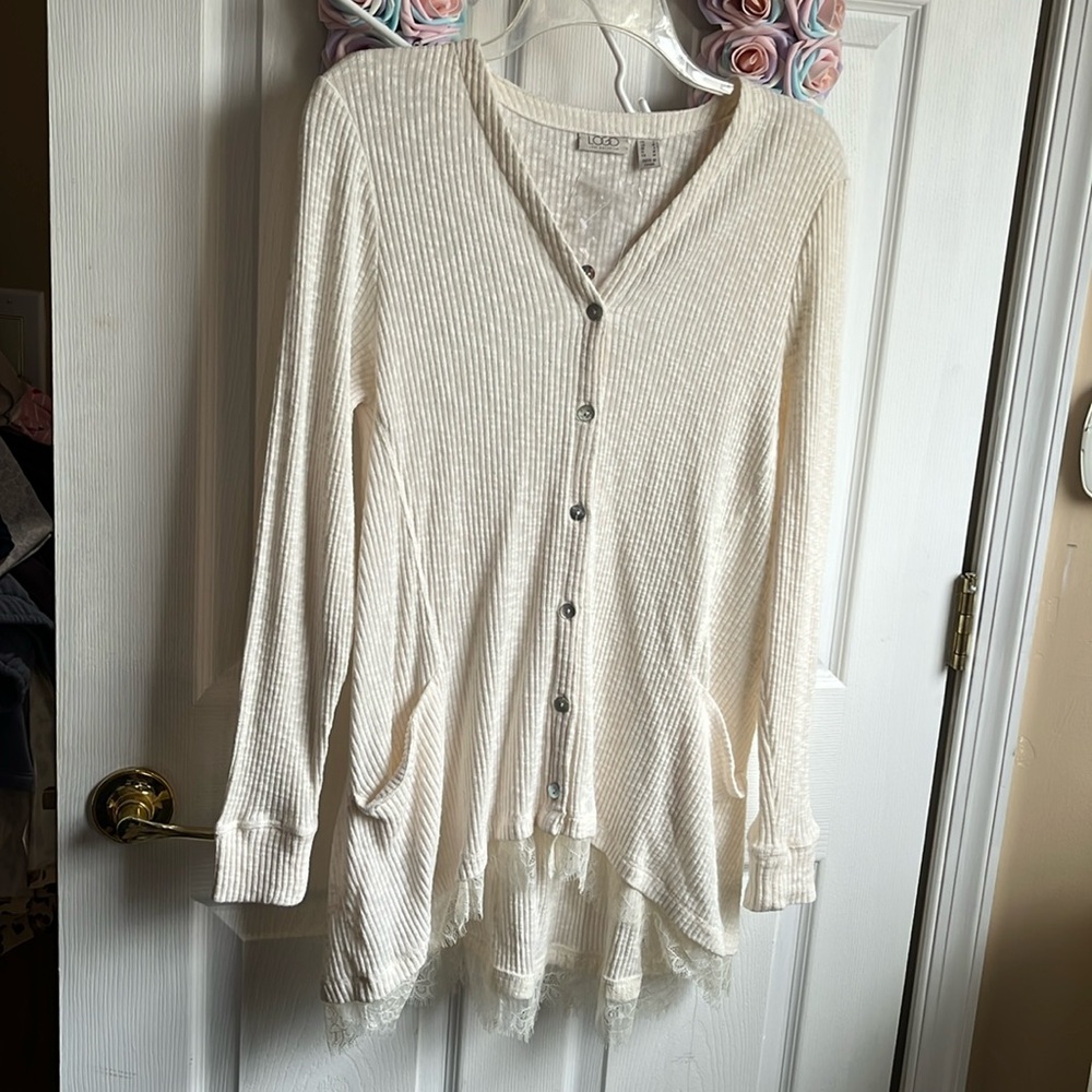 Logo beautiful rib knit off white cardigan with lace